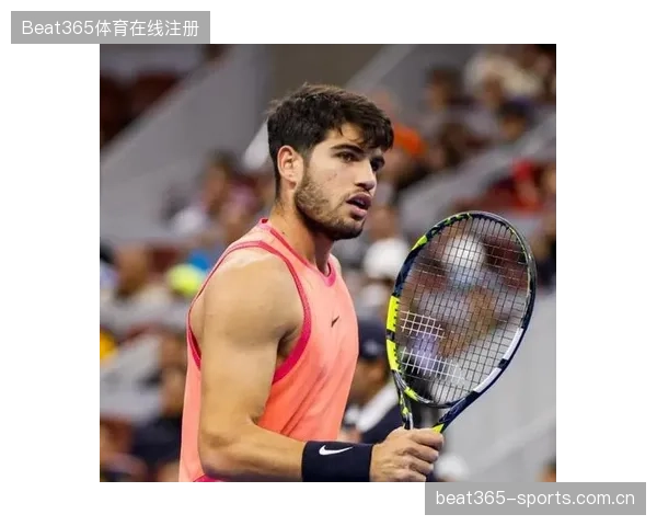 ATP总决赛震撼对决:辛纳与阿尔卡拉斯将战终极冠军